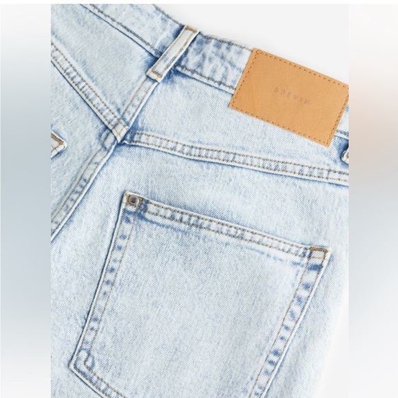 H&M 90’s Cutoff Highwaist Blue Denim Shorts - Picture 2 of 7